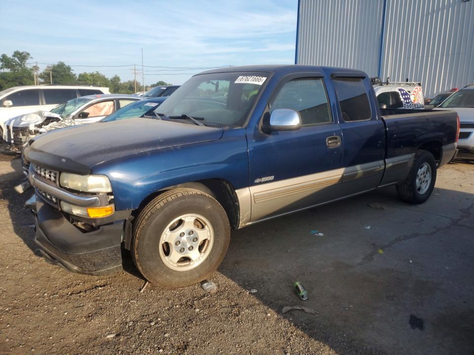 67621666 :رقم المزاد ، 2GCEC19TX21333829 vin ، 2002 Chevrolet Silverado مزاد بيع