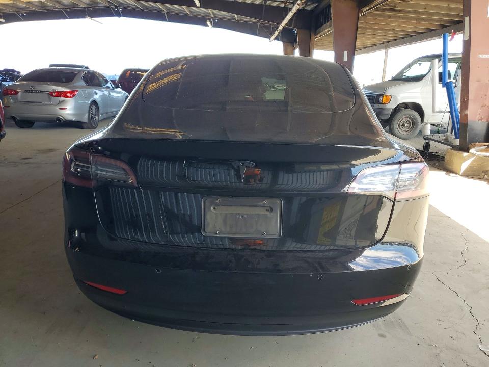 66849426 :رقم المزاد ، 5YJ3E1EA1NF187098 vin ، 2022 Tesla Model 3 مزاد بيع
