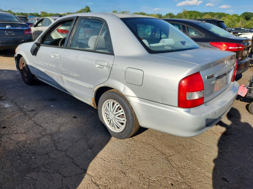 2000 Mazda Protege მანქანა იყიდება აუქციონზე, vin: JM1BJ222XY0271496, აუქციონის ნომერი: 68340366