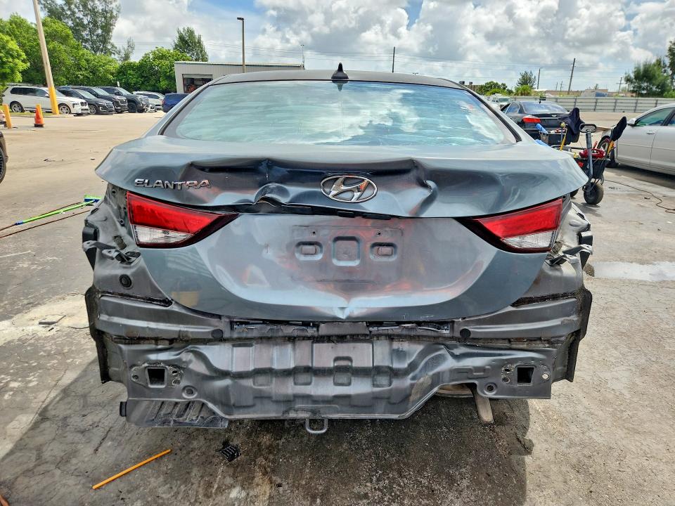 67143136 :رقم المزاد ، KMHDH4AE5GU637346 vin ، 2016 Hyundai Elantra مزاد بيع