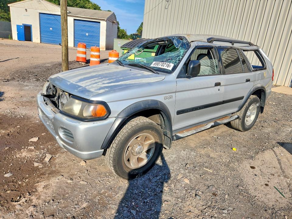 69070216 :رقم المزاد ، JA4LS21H13J046243 vin ، 2003 Mitsubishi Montero مزاد بيع