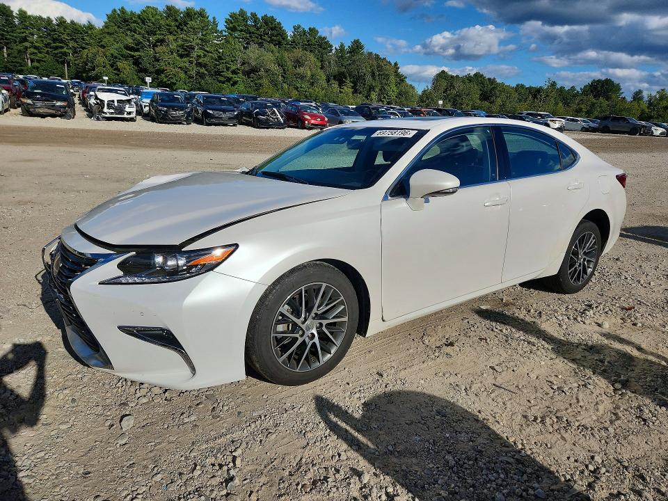 2016 Lexus Es მანქანა იყიდება აუქციონზე, vin: 58ABK1GGXGU019626, აუქციონის ნომერი: 69758196