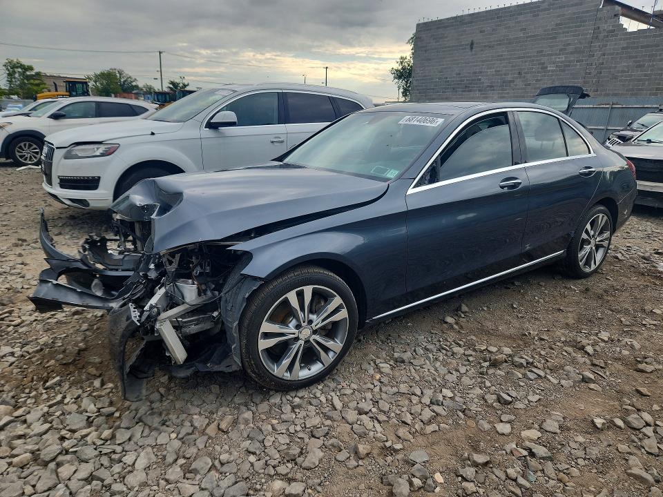 68140696 :رقم المزاد ، 55SWF4KB6FU067967 vin ، 2015 Mercedes-benz C مزاد بيع