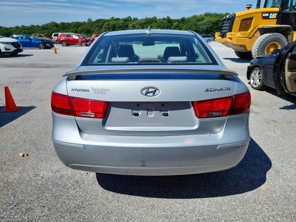 2010 Hyundai Sonata მანქანა იყიდება აუქციონზე, vin: 5NPET4AC8AH639664, აუქციონის ნომერი: 68405506