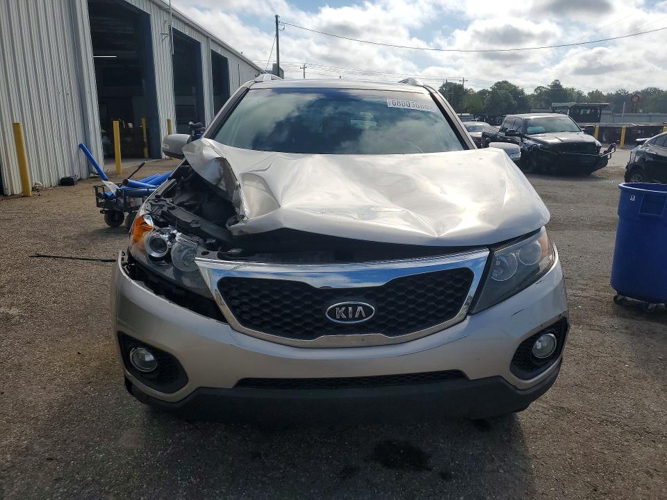 68005686 :رقم المزاد ، 5XYKU3A68DG414760 vin ، 2013 Kia Sorento مزاد بيع