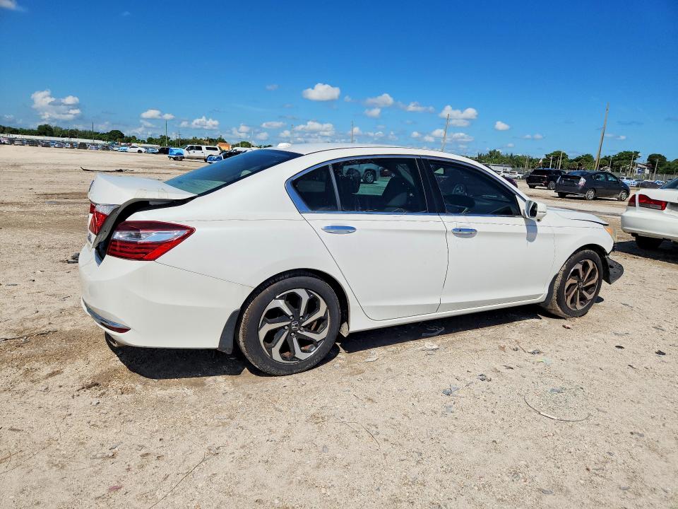 2016 Honda Accord მანქანა იყიდება აუქციონზე, vin: 1HGCR3F83GA002574, აუქციონის ნომერი: 68594906