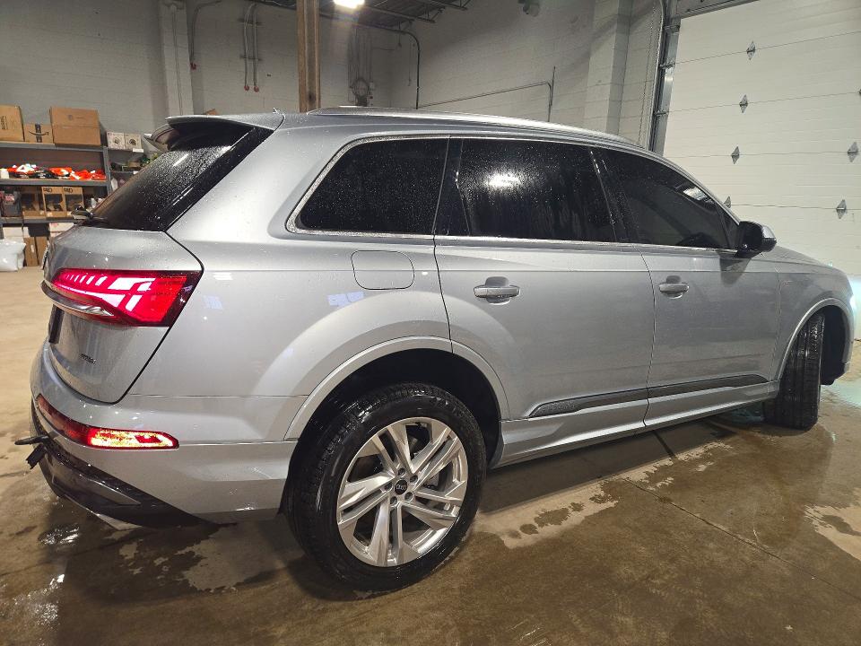 68189856 :رقم المزاد ، WA1BVBF72TD012698 vin ، 2026 Audi Q7 مزاد بيع