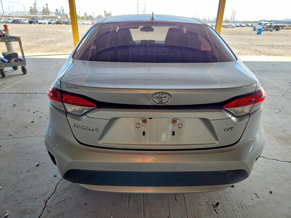Продаж на аукціоні авто 2021 Toyota Corolla, vin: JTDEPMAE4MJ126123, номер лоту: 69253246