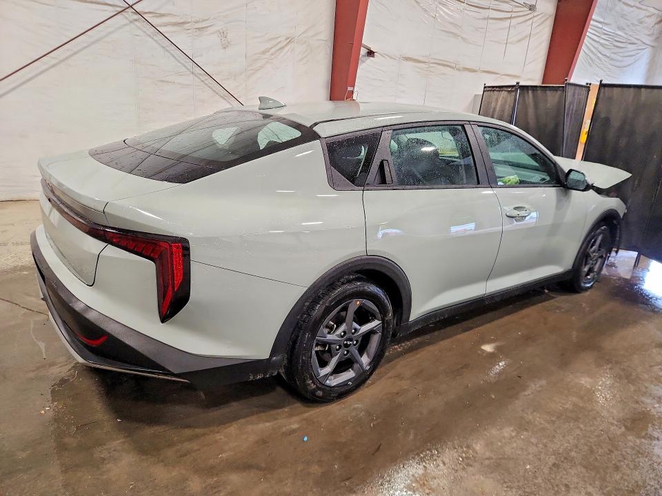 2026 Kia K4 მანქანა იყიდება აუქციონზე, vin: 3KPFT4DE8TE285461, აუქციონის ნომერი: 71279166
