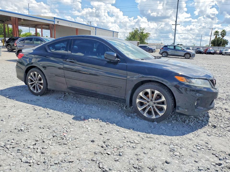 Продаж на аукціоні авто 2015 Honda Accord, vin: 1HGCT2A83FA004990, номер лоту: 69555966