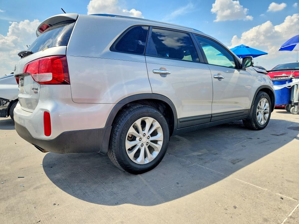 Продаж на аукціоні авто 2014 Kia Sorento, vin: 5XYKUDA77EG433171, номер лоту: 69440676