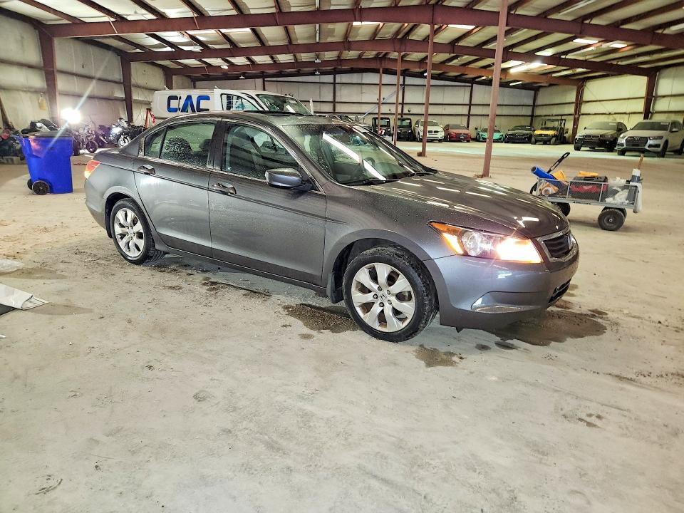 70259466 :رقم المزاد ، 1HGCP26768A085572 vin ، 2008 Honda Accord مزاد بيع