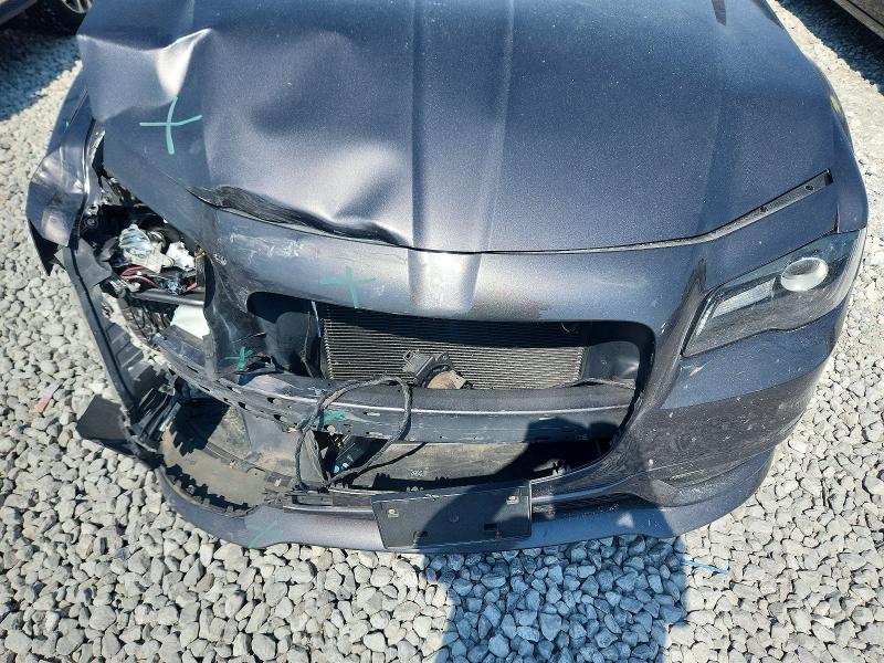 Продажа на аукционе авто 2017 Chrysler 300, vin: 2C3CCABG1HH610246, номер лота: 68240926