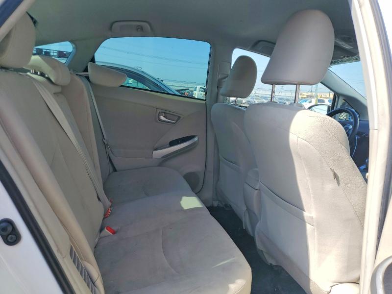 70530456 :رقم المزاد ، JTDKN3DU3E1778755 vin ، 2014 Toyota Prius مزاد بيع