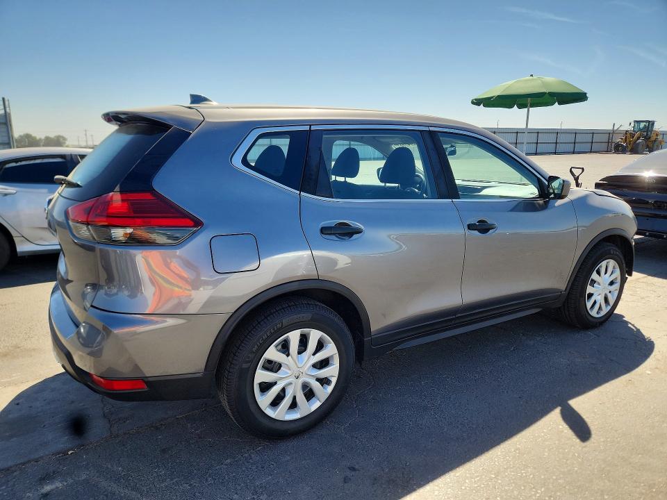 2017 Nissan Rogue მანქანა იყიდება აუქციონზე, vin: KNMAT2MT5HP514828, აუქციონის ნომერი: 68374786