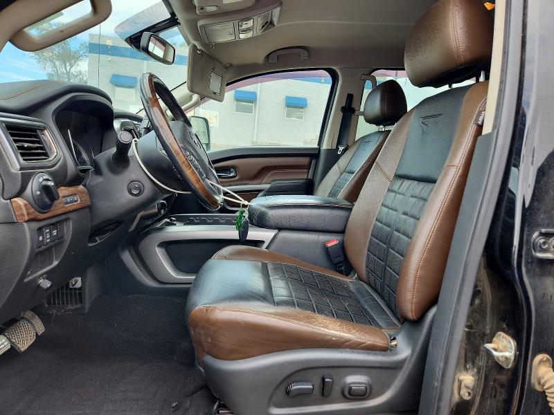 67013276 :رقم المزاد ، 1N6BA1F43HN508965 vin ، 2017 Nissan Titan Xd مزاد بيع