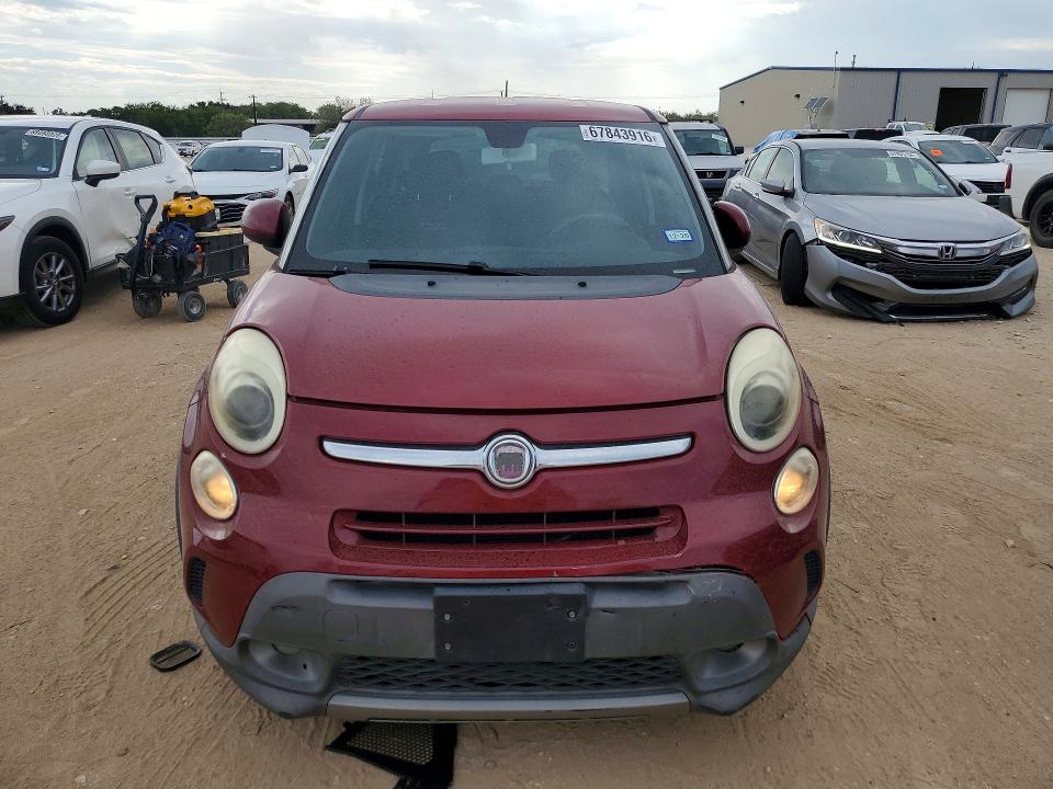 67843916 :رقم المزاد ، ZFBCFADH5FZ030376 vin ، 2015 Fiat 500l مزاد بيع
