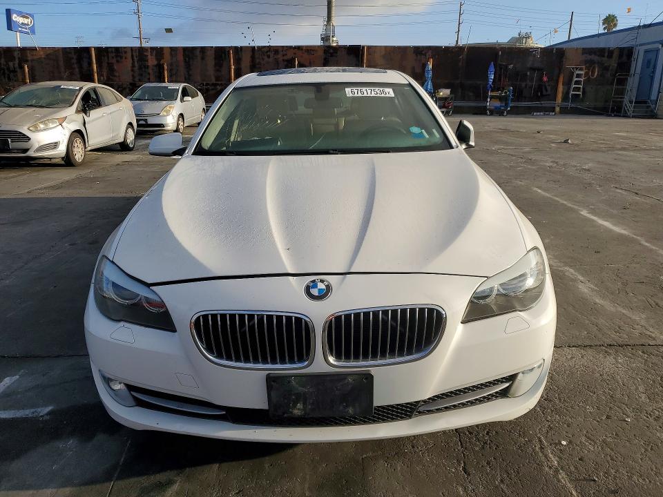 67617536 :رقم المزاد ، WBAXG5C50DD229207 vin ، 2013 Bmw 528 مزاد بيع