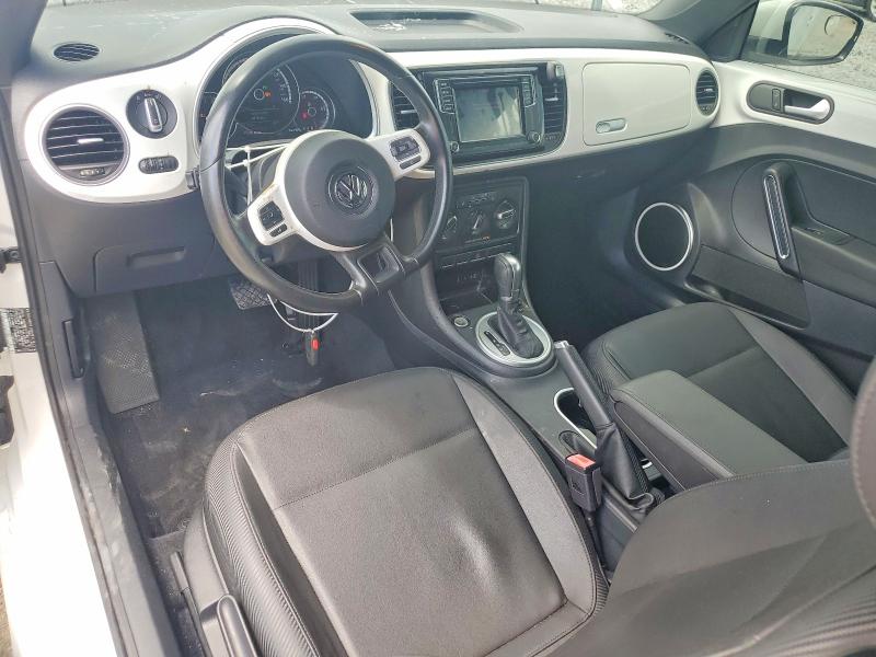 2016 Volkswagen Beetle მანქანა იყიდება აუქციონზე, vin: 3VW517AT5GM809373, აუქციონის ნომერი: 67601976
