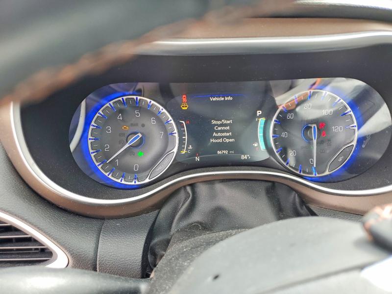 Продажа на аукционе авто 2018 Chrysler Pacifica, vin: 2C4RC1EG2JR113823, номер лота: 70246166