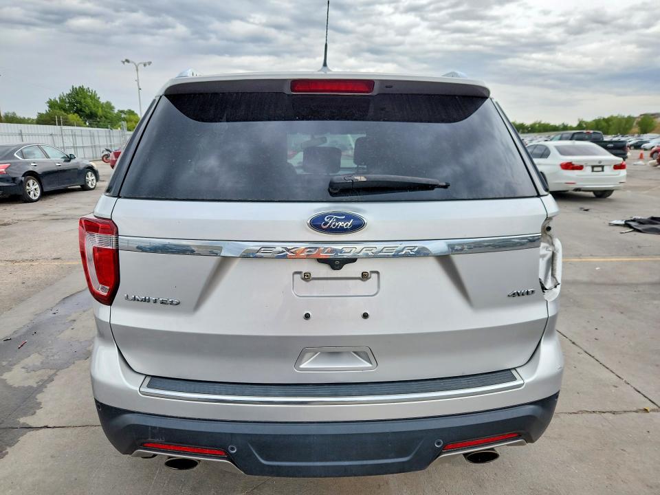 68656706 :رقم المزاد ، 1FM5K8F80JGB10739 vin ، 2018 Ford Explorer مزاد بيع