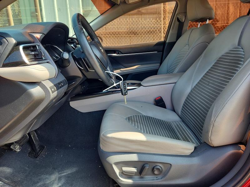 Продаж на аукціоні авто 2018 Toyota Camry, vin: 4T1B11HK0JU617342, номер лоту: 70498296