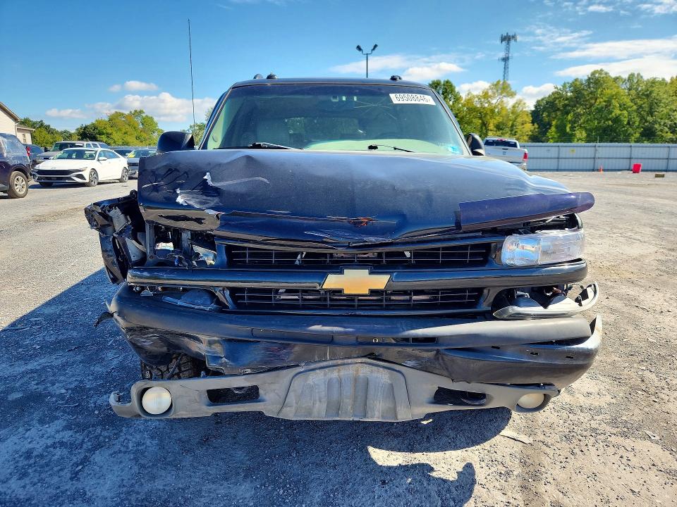 69508846 :رقم المزاد ، 1GNFK16Z63R202851 vin ، 2003 Chevrolet Suburban مزاد بيع