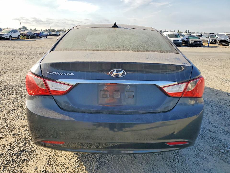 2013 Hyundai Sonata მანქანა იყიდება აუქციონზე, vin: 5NPEB4AC5DH658423, აუქციონის ნომერი: 69933766