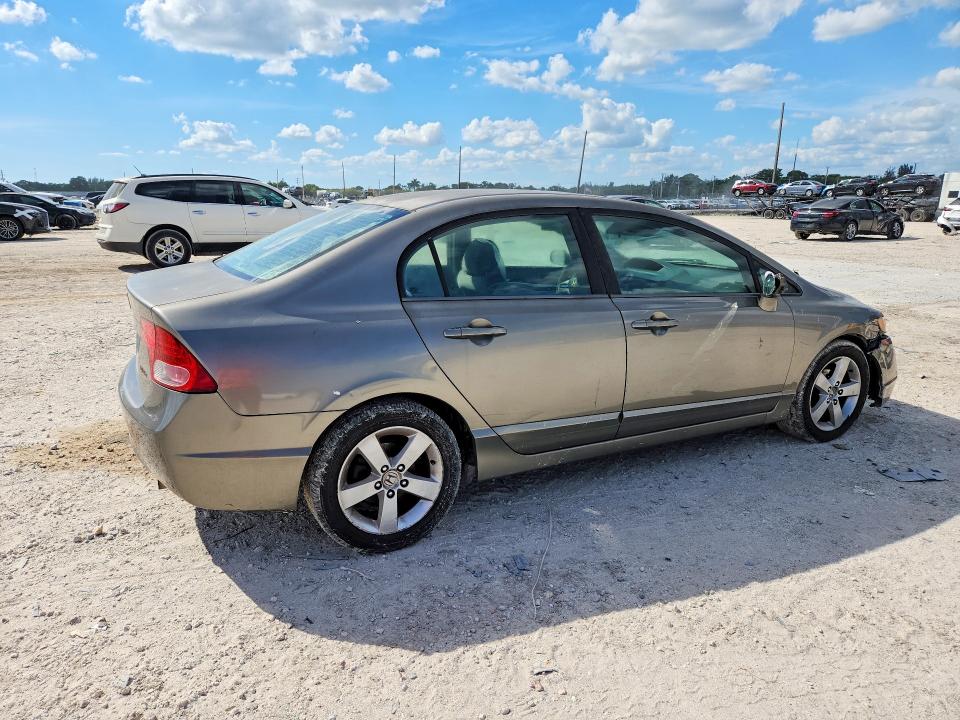 2007 Honda Civic მანქანა იყიდება აუქციონზე, vin: 1HGFA16817L121835, აუქციონის ნომერი: 70980776