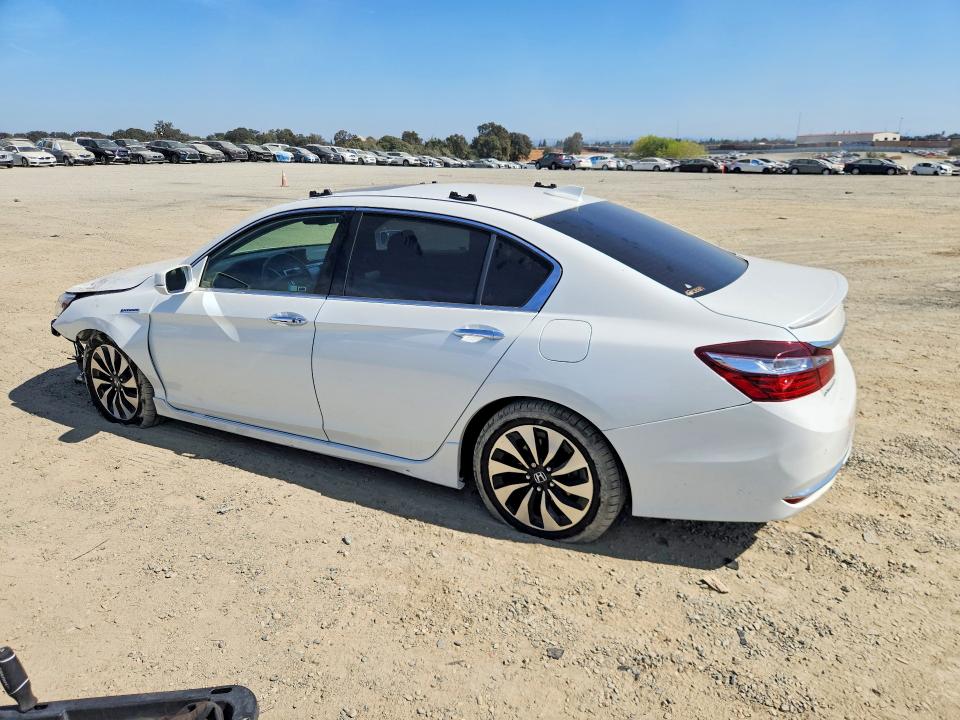 Продаж на аукціоні авто 2017 Honda Accord, vin: JHMCR6F71HC001158, номер лоту: 70310156