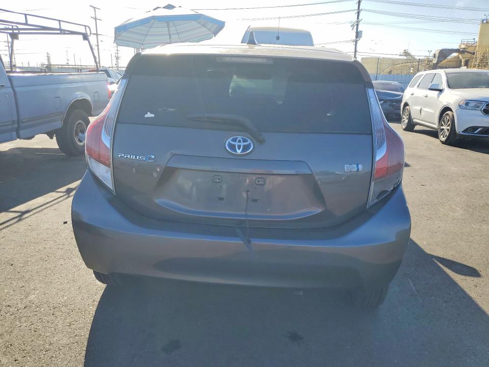 2016 Toyota Prius C მანქანა იყიდება აუქციონზე, vin: JTDKDTB34G1122631, აუქციონის ნომერი: 70382206