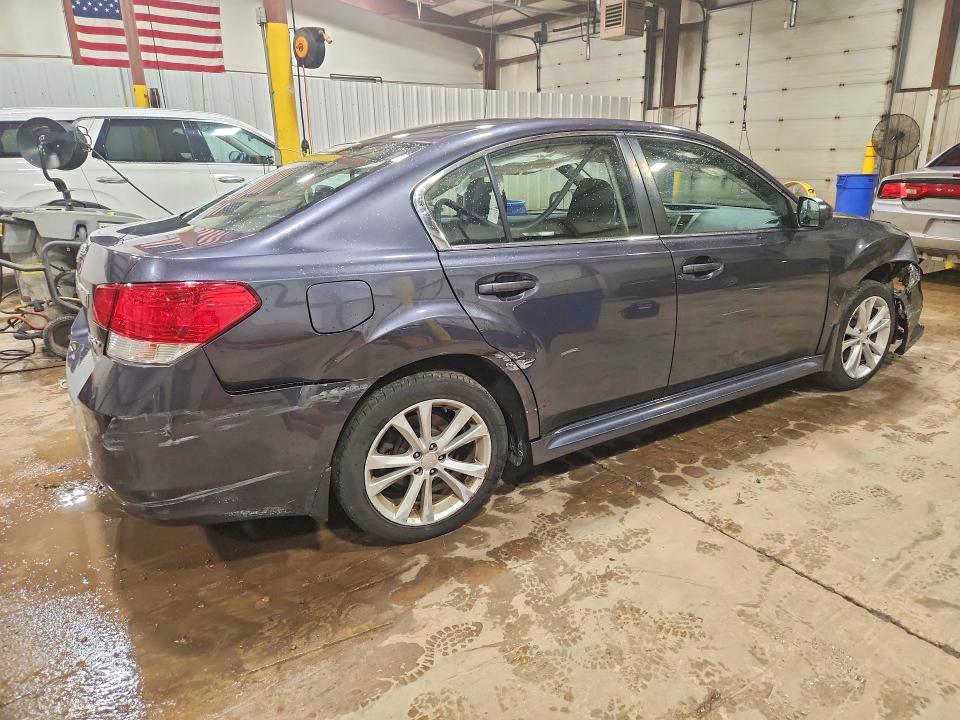 66941876 :رقم المزاد ، 4S3BMBC68D3033700 vin ، 2013 Subaru Legacy مزاد بيع