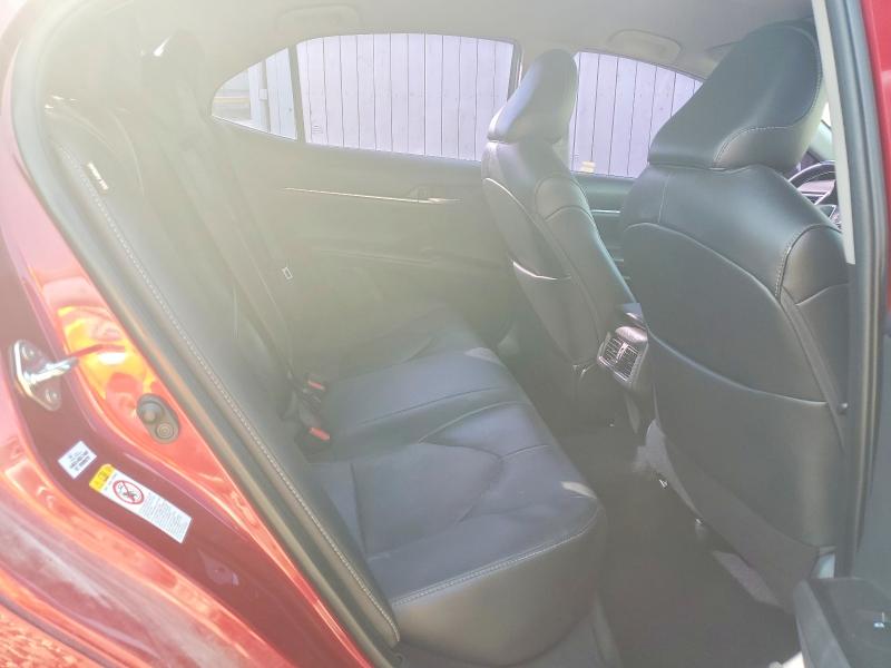 2018 Toyota Camry მანქანა იყიდება აუქციონზე, vin: 4T1B61HK1JU625208, აუქციონის ნომერი: 69637156