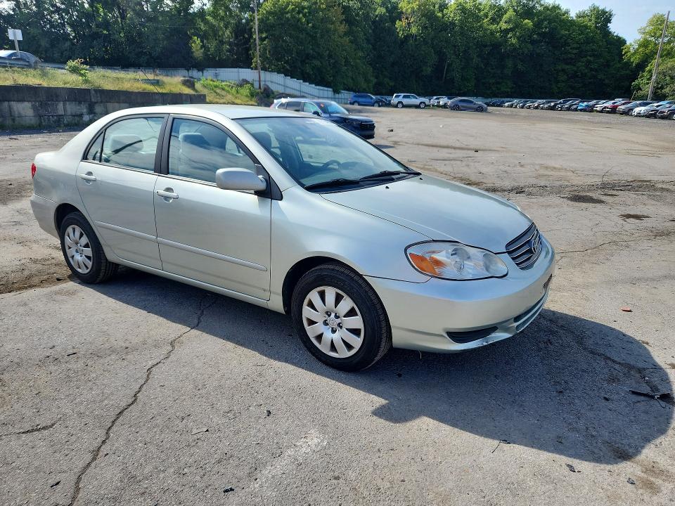 69154906 :رقم المزاد ، 2T1BR32E43C104266 vin ، 2003 Toyota Corolla مزاد بيع