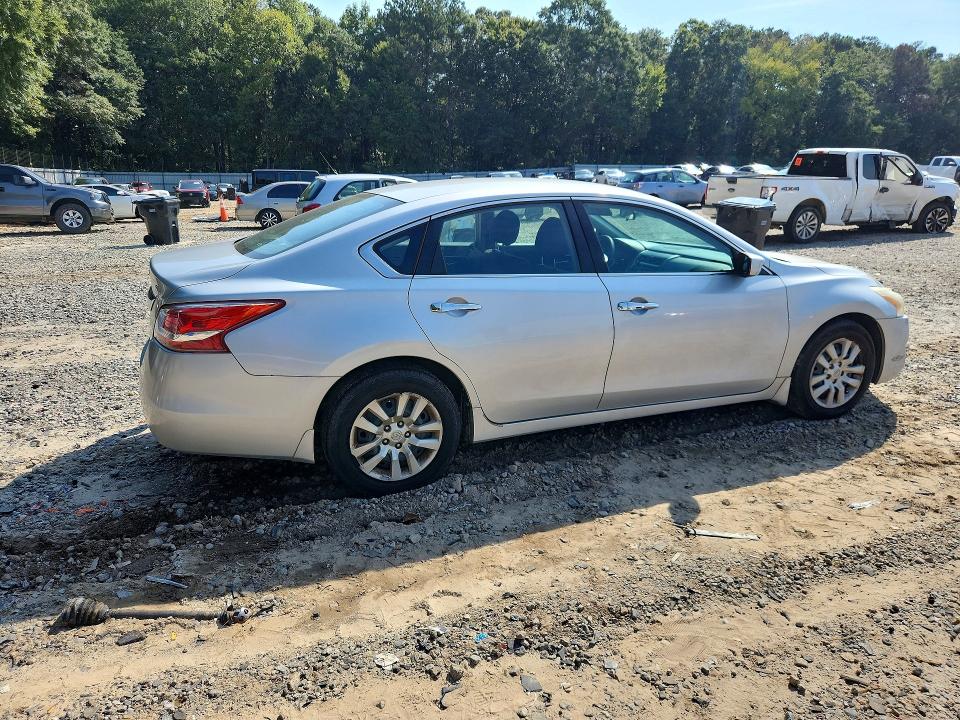 2013 Nissan Altima მანქანა იყიდება აუქციონზე, vin: 1N4AL3AP4DC227730, აუქციონის ნომერი: 68392706