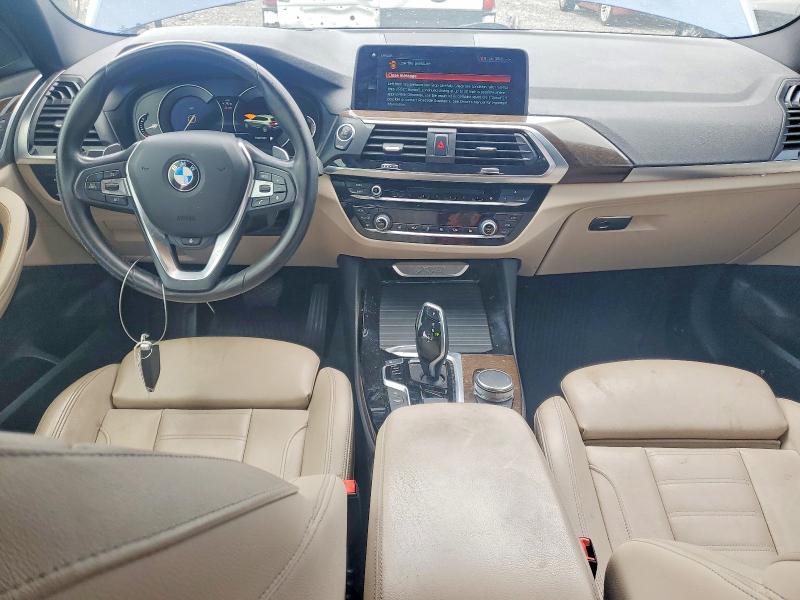 69824466 :رقم المزاد ، 5UXTR9C51JLD69028 vin ، 2018 Bmw X3 مزاد بيع