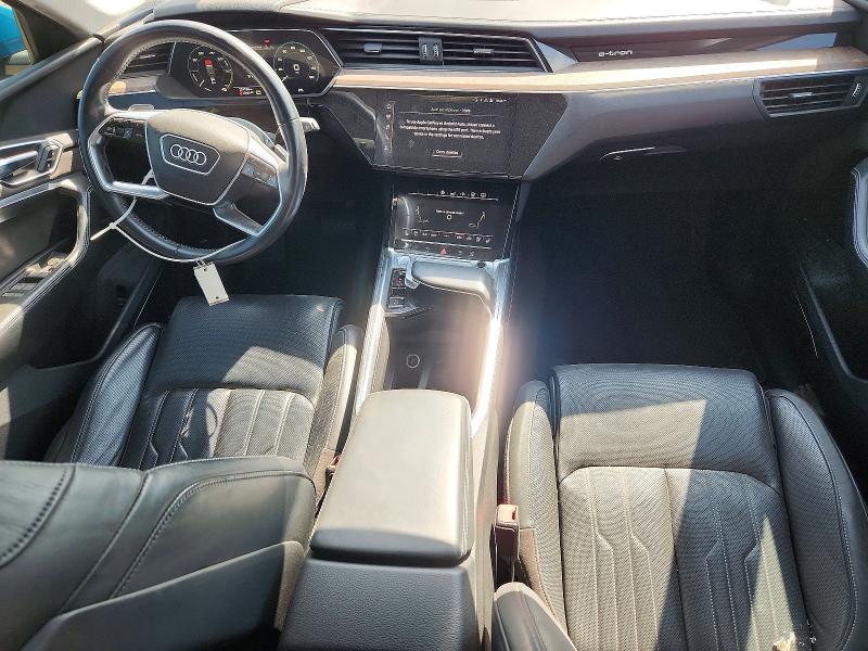 Продаж на аукціоні авто 2019 Audi E-tron, vin: WA1VABGE8KB017310, номер лоту: 67156876