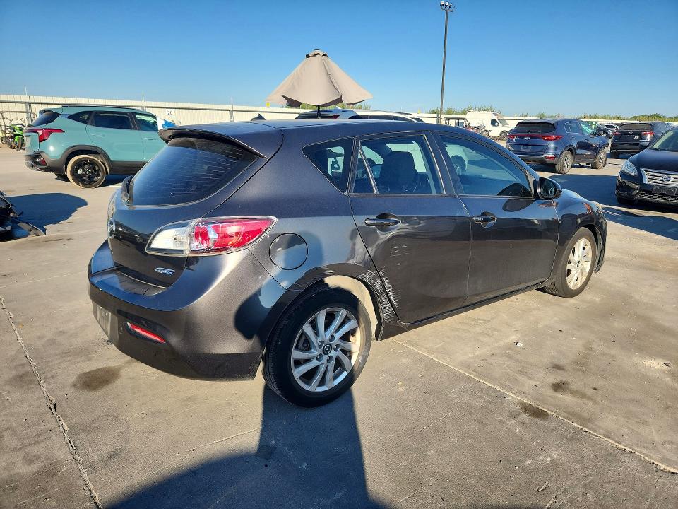 67936336 :رقم المزاد ، JM1BL1L70D1784856 vin ، 2013 Mazda 3 مزاد بيع
