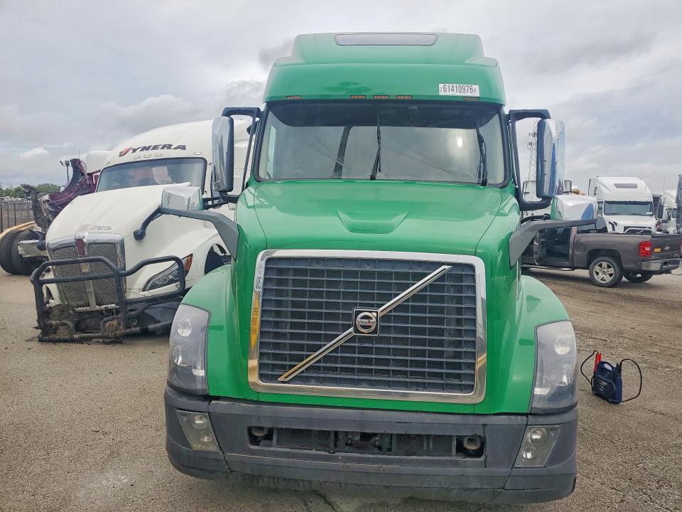 Продаж на аукціоні авто 2018 Volvo Vn, vin: 4V4NC9EH9JN895433, номер лоту: 61410976