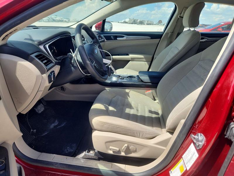 67622186 :رقم المزاد ، 3FA6P0LU8JR208719 vin ، 2018 Ford Fusion مزاد بيع