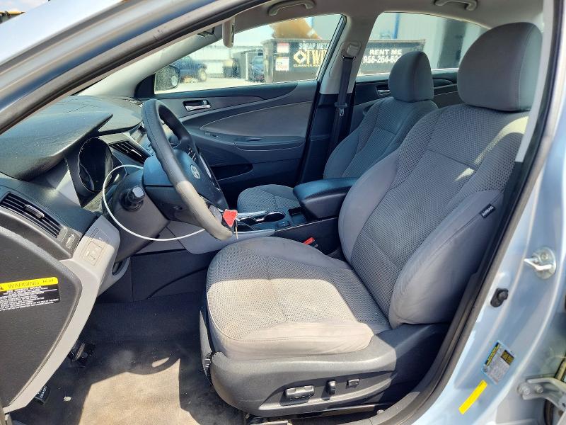 67680816 :رقم المزاد ، 5NPEB4AC8DH591798 vin ، 2013 Hyundai Sonata مزاد بيع