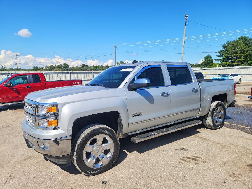 68394456 :رقم المزاد ، 3GCPCSECXFG418011 vin ، 2015 Chevrolet Silverado مزاد بيع