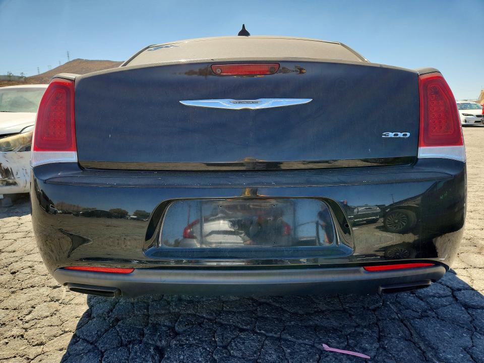 Aukcja sprzedaży 2015 Chrysler 300, vin: 2C3CCAAG0FH813885, numer aukcji: 68053556