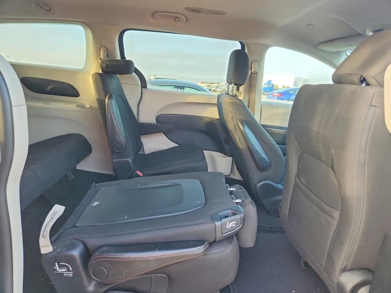 Продажа на аукционе авто 2017 Chrysler Pacifica, vin: 2C4RC1CG2HR521803, номер лота: 70049986