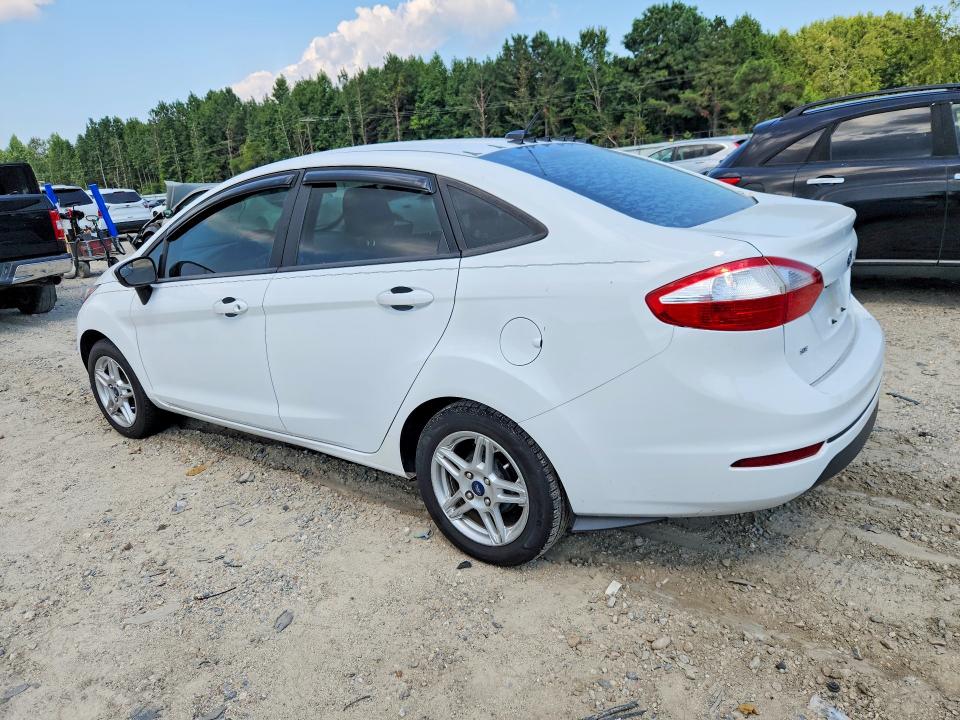 67076926 :رقم المزاد ، 3FADP4BJXKM101059 vin ، 2019 Ford Fiesta مزاد بيع