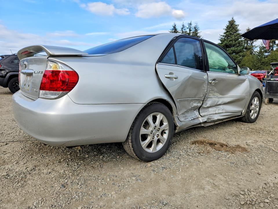 69647716 :رقم المزاد ، 4T1BF30KX5U615287 vin ، 2005 Toyota Camry مزاد بيع