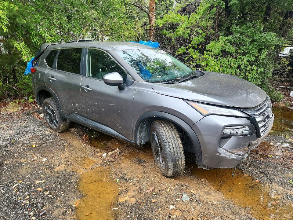 2025 Nissan Rogue მანქანა იყიდება აუქციონზე, vin: JN8BT3BB4SW418078, აუქციონის ნომერი: 69314016