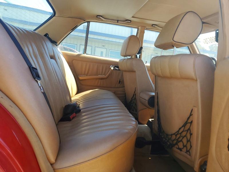 Продажа на аукционе авто 1983 Mercedes-benz 300, vin: WDBAB33A0DB024182, номер лота: 70868676