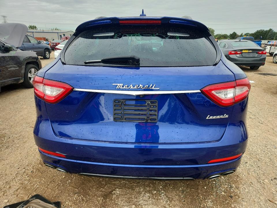2017 Maserati Levante მანქანა იყიდება აუქციონზე, vin: ZN661XUS8HX245626, აუქციონის ნომერი: 69893496