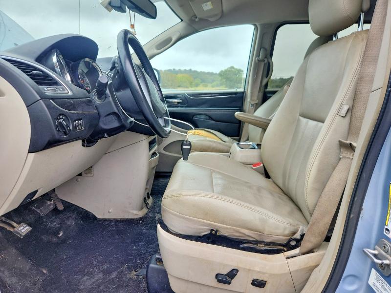 69941636 :رقم المزاد ، 2C4RC1BG7CR327715 vin ، 2012 Chrysler Town & Country مزاد بيع